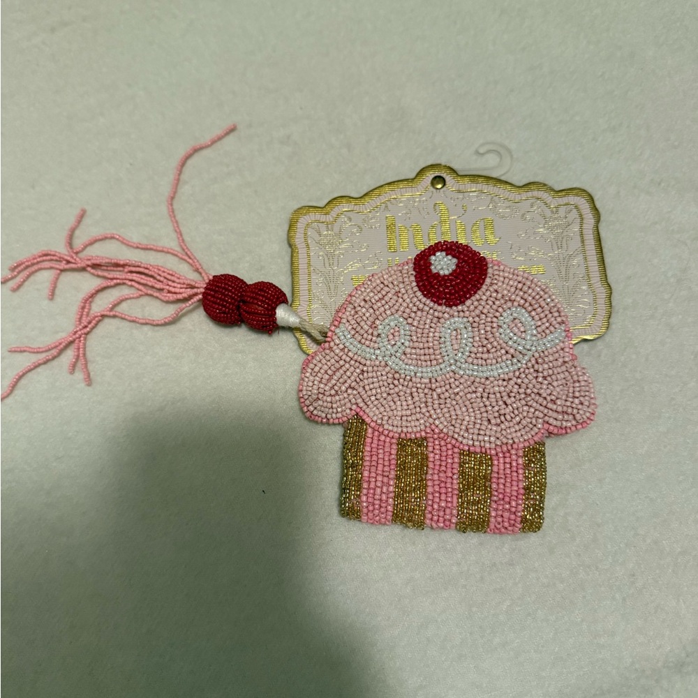 Viral Beaded Cupcake Keychain with Tassel